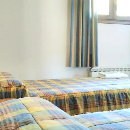 Apartmán With One Bedroom In Guadalaviar, With Wonderful Mountain View, Terr...